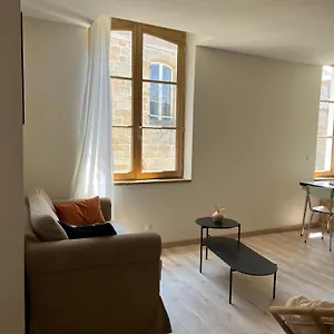  Appartement Champollion 2